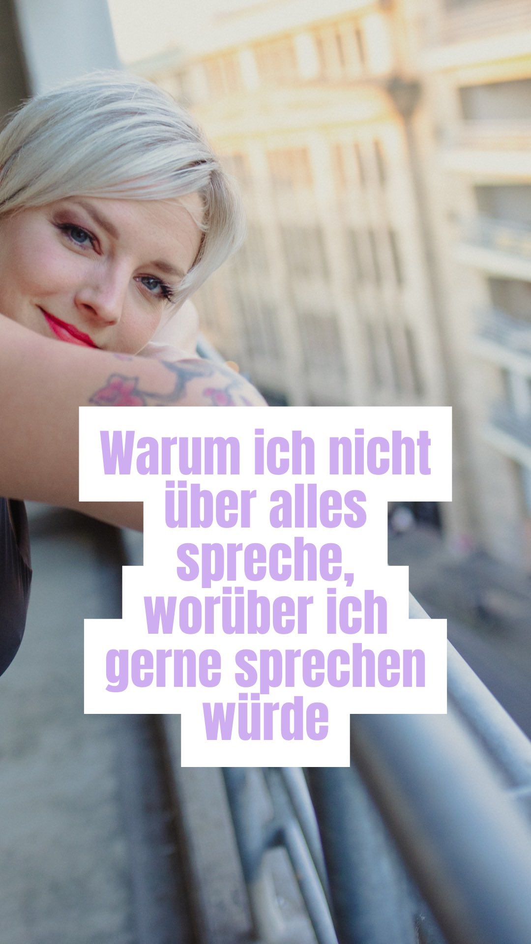 Ganz einfach…
Weil ich bescheuert bin! 💥
Jede Idee, die mir kommt, jede Intuition tippe ich schnell in den WhatsApp-Chat an mich selbst, damit ich den Gedanken nicht wieder verlieren.
Und dann?
Verliere ich ihn dennoch… Weil ich ihn einfach nicht teile. Mein Chat läuft über. Ich hab eigentlich so viel zu sagen. 🗣️
Und tu es dann doch nicht. Und das ist einfach bescheuert!
Wovor habe ich Angst? EIGENTLICH ist es mir egal was die Leute für ne Meinung über mich haben. Des Öfteren habe ich nun schon gehört, was ich für KOMISCHE Sachen poste. Und obwohl es mir egal ist, dockt es doch irgendwo an und dann greift die unbewusste Bremse.
Und das schlimme ist…, dass genau deshalb meine Nachricht wirklich nicht die Leute erreicht, die es erreichen sollte. Die ich erreichen will. Die genau das jetzt hören müssen.
Deswegen… das ist mein Commitment an mich selbst:
Ich Scheiß auf Euch, die ihr meint Euch über mich eine Meinung zu bilden. Ich sag Euch was, und wenn ihr mal reinspürt, wisst ihr, ich habe Recht, denn eigentlich ist es euer Thema und nicht meins… ihr traut euch nicht Euch zu zeigen, zu sagen oder posten was ihr wollt. Daher postet weiter Eure Familienurlaubsfotos. 💜
Und ich sage ab sofort Das, was ich sagen will.
Kennst du das Gefühl oder bist du vielleicht eine der Personen, die über andere reden und du hast dich ertappt gefühlt? Speichere dir diesen Beitrag um dich immer wieder daran zu erinnern. 📋
Sag was du meinst, auch abseits des Mainstream, denn es gibt immer wen, der das gerade hören muss. 🫶