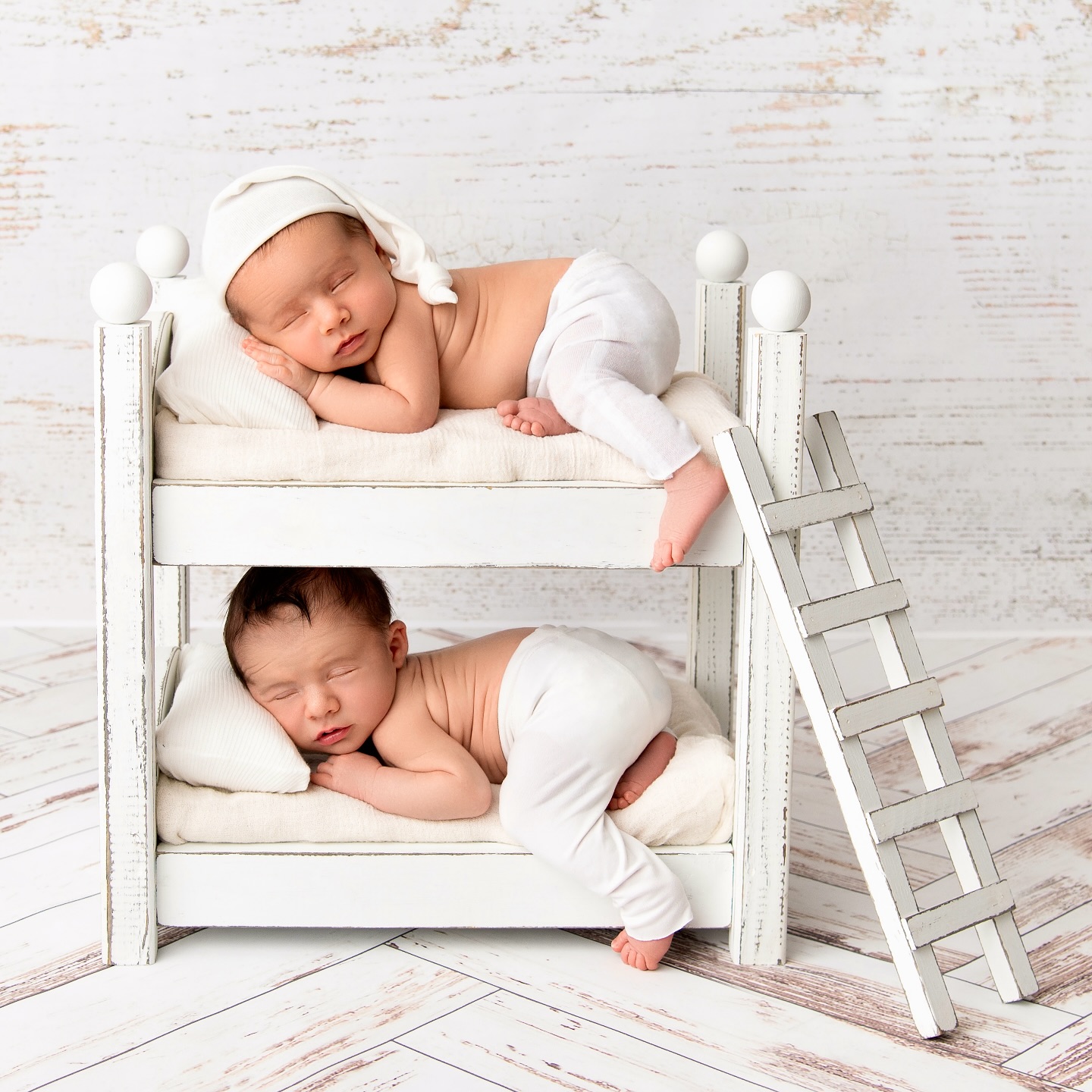 Bunk mates for life! 💙💙 We were so excited to use this bunk bed with these sweet boys. It has one more tier for triplets, can’t wait for the day we get to use it! ☺️
#tukefamily #orlandonewbornphotographer #winterparknewbornphotographer #twinsofinstagram #orlandomoms #winterparkmoms #newbornphotographer #wintergardennewbornphotographer