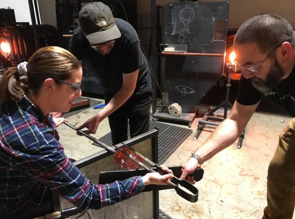 Open House Members Party during the West End Art Festival.
Free glassblowing for all former students and members. Noon to 6pm, Sat August 23rd.