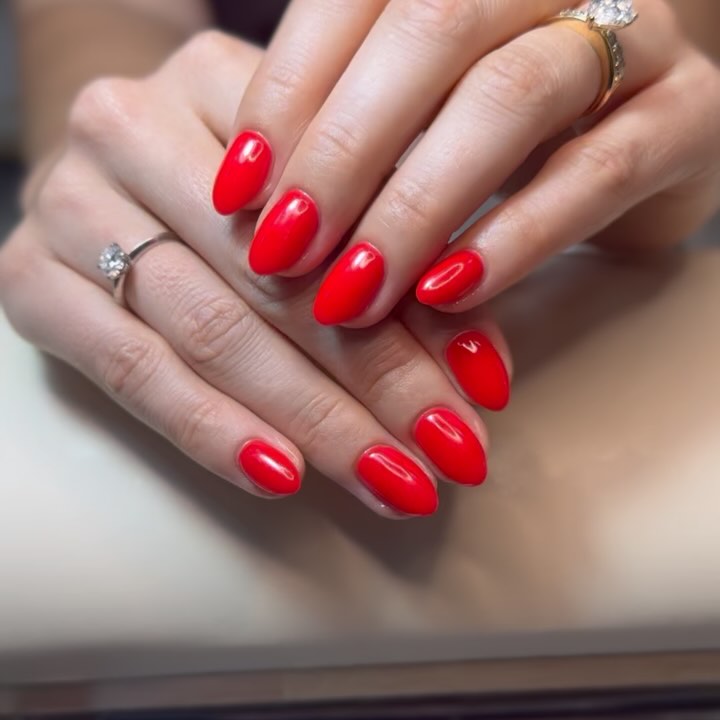 💫✨BiAB nails 💅🔥Ravishing Red nail Alert🔥💅 whether you’re feeling bold & fierce or classy & elegant, this vibrant shade is perfect for any occasion!. Enjoy long-lasting wear without chipping because your nails deserve to shine! #biabnails
.
.
.
#biab #biabnails #biabsoft #biabmanicure #biabjourney #biabbase #rednails❤️ #tgb #thegelbottle #thegelbottleinc #nails #nailsnailsnails #nailsofinstagram #nailstagram #nailsinspo #nailsonpoint #nailsbyme #longlastingnails #hongkong #hongkongbeautystudio✨💅 #beautystudio #susanbbeautystudio #saiyingpun