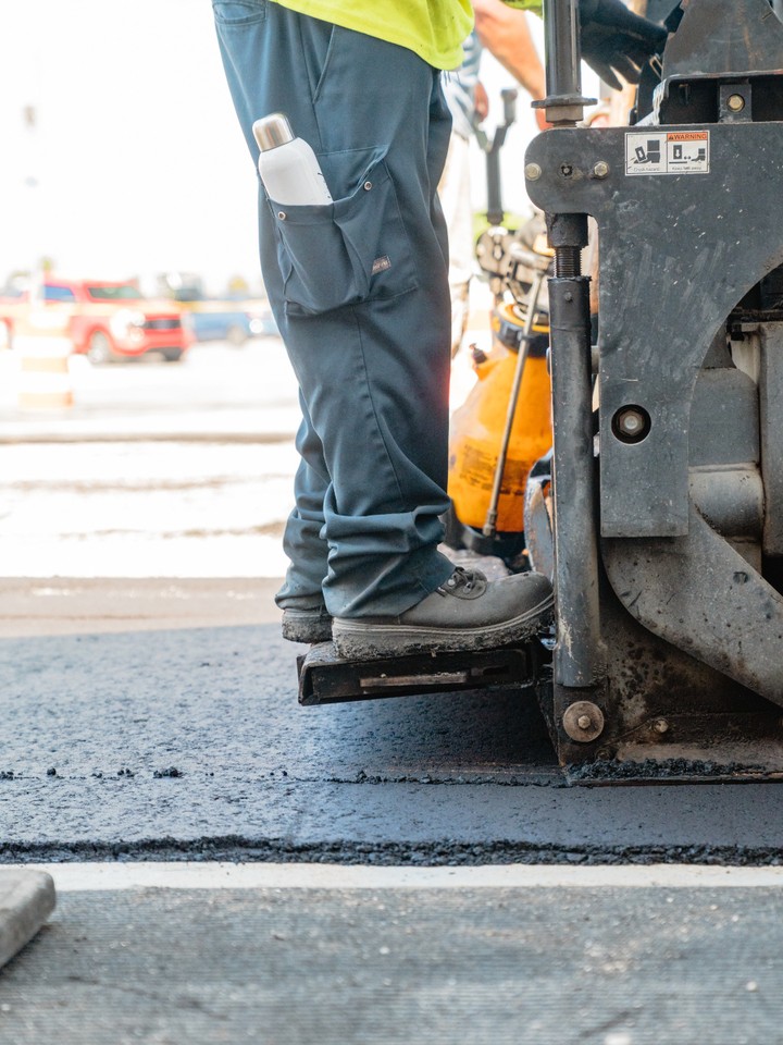 Boots on the ground, eyes on the job there’s always work to be done in asphalt. No shortcuts, just solid results.
#fischmanasphalt 🚧