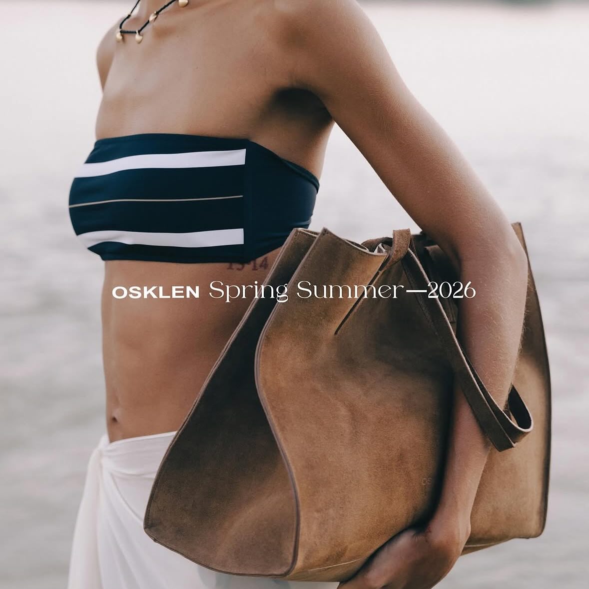 OSKLEN NEW COLLECTION ♻️Osklen is the expression of a lifestyle defined by the balance of urban life integrated with nature, where the organic and the technological, the local and the global, luxury and simplicity are complementary concepts. Founded in 1989 by Oskar Metsavaht, an artist, designer, and environmentalist, Osklen has been leading the way in innovation in sustainable fashion. It is committed to positive social and environmental initiatives in partnership with Instituto-E*, promoting sustainable human development. This makes the brand a reference in Brazil and internationally for its signature style, innovative design, and the use of raw materials developed based on social, environmental, and economic criteria—e-fabrics. Osklen follows the ASAP concept – As Sustainable As Possible, As Soon As Possible – which guides the development of projects and products, striving for the lowest social and environmental impact and reinforcing the need to act today, now, by adopting increasingly sustainable habits and actions. Osklen’s collections and projects reinforce the union of the pillars of art, design, lifestyle and sustainability, prioritizing sustainable thinking through materials and manufacturing processes with the lowest possible socio-environmental impact.