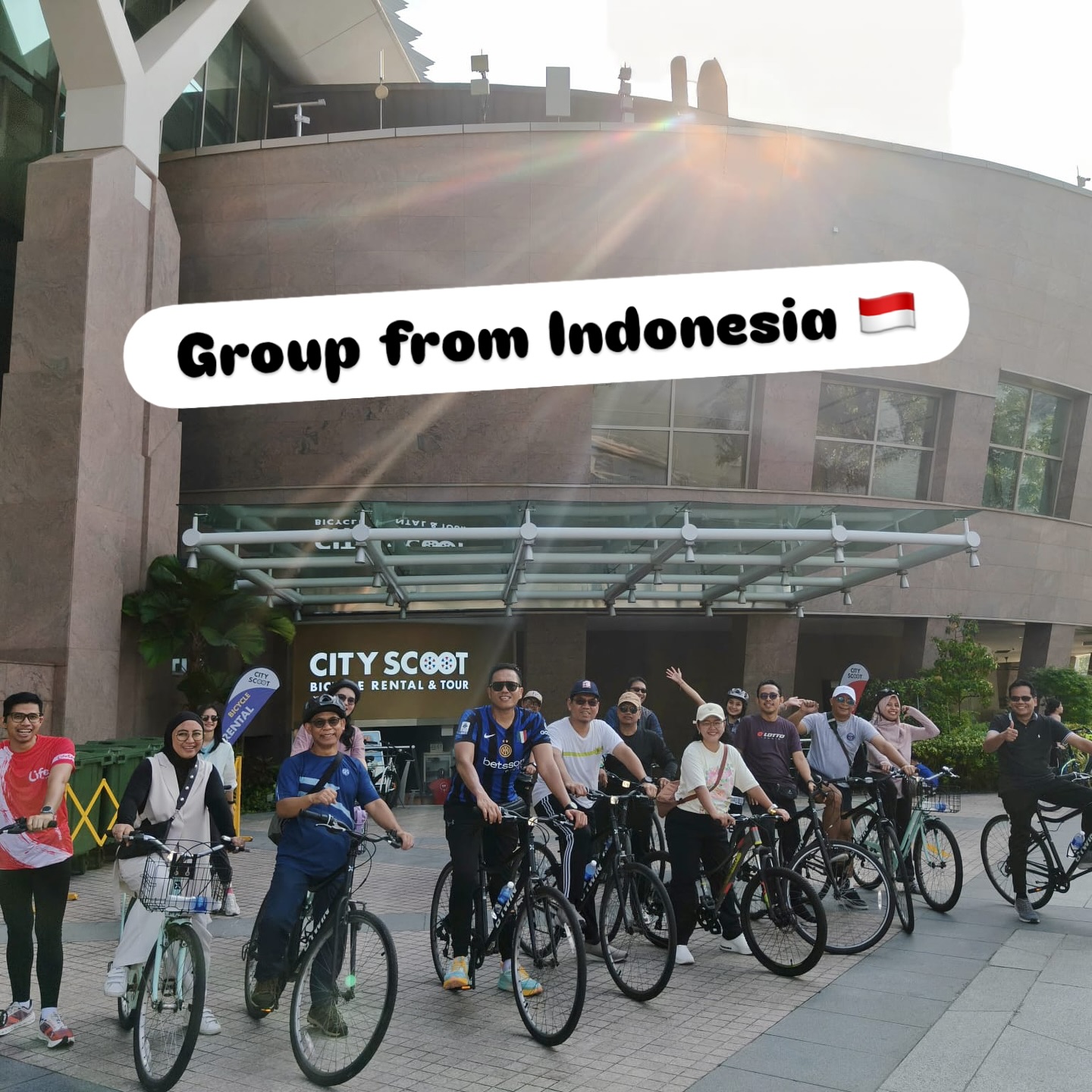 A group of indonesian cyclists visitng Singapore 🚴🙌🥳 #bikerental #sgcycling #indonesian #exploresingapore #visitsingapore #cityscoot