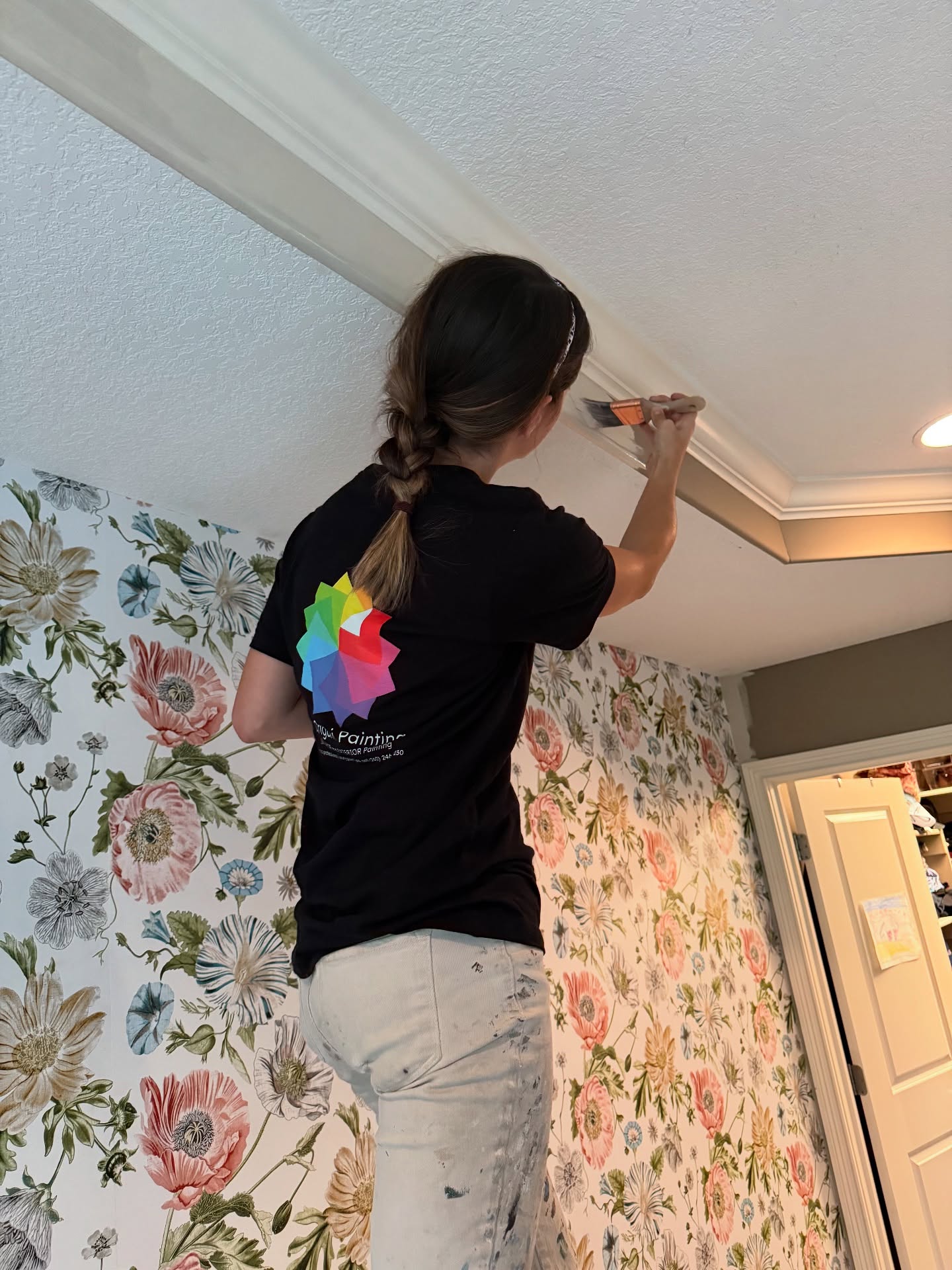 Paint and flower wallpaper combo 🤩. Can’t beat it. Peel and stick can be frustrating to work with unless you have experience. We’re here to help! And while we’re at it, might as well paint the room to match 😏😎