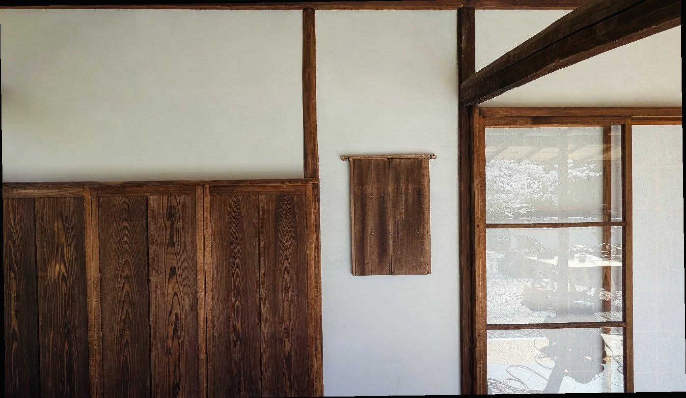 EXTERIOR PLASTER ZEN - This was a very zen place to plaster walls. Fun project surrounded by talented Japanese style wood craftsmen: @awahirojac @3sticksdesign @hajime_ishii @neverstopbuilding
