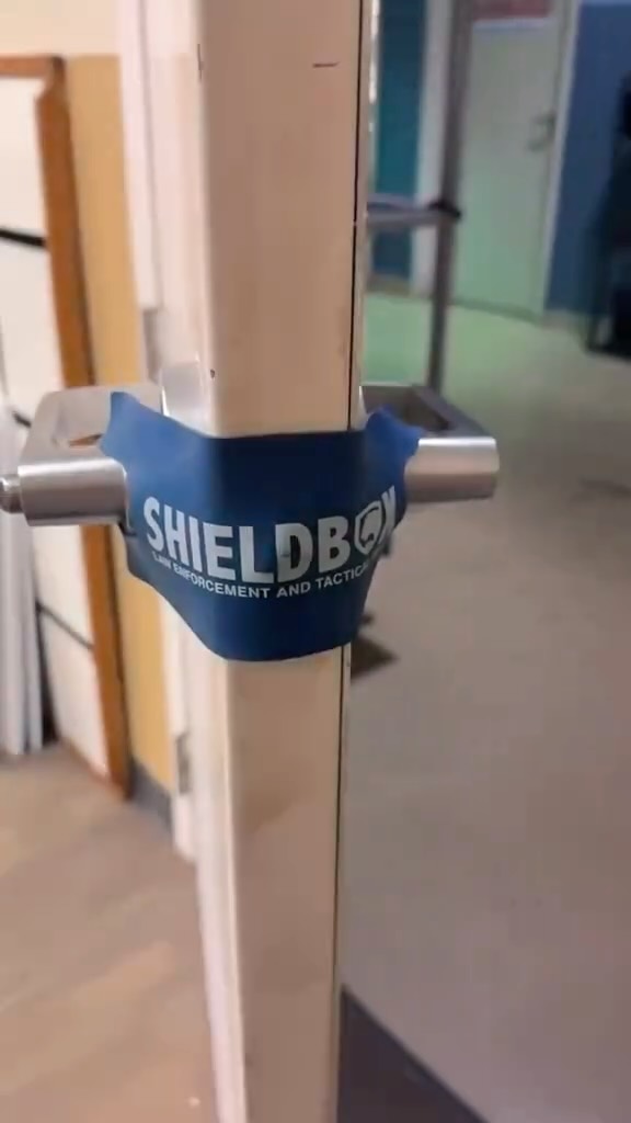 🚪💥 The DoorJam in action!
Whether you’re running a call, clearing a building, or holding a scene — the DoorJam Door Control Tool is a must-have for patrol and tactical work.
✅ Lightweight
✅ Easy to deploy
✅ Keeps doors exactly where you need them
This is the kind of gear that makes a difference during real-world ops — and it’s available now in the ShieldBox Gear Store.
🛒 Grab yours here: https://join.theshieldbox.com/products/doorjamm-door-control-tool
#ShieldBox #FirstResponderGear #DutyGear #DoorControlTool #LawEnforcement #EDC #TacticalTools