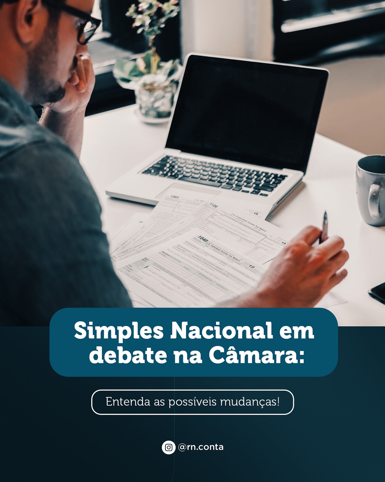 MEI, o Simples Nacional pode passar por atualização nos limites de faturamento! E isso impacta diretamente seu negócio. 🫵
A proposta foi debatida na Câmara dos Deputados com o intuito de corrigir os valores de acordo com a inflação, para que mais empreendedores possam continuar no regime simplificado sem perder competitividade. 📊
Os valores estão congelados desde 2018, e isso faz com que muitas empresas ultrapassarem o teto sem terem crescido proporcionalmente. Por isso, o ajuste é considerado urgente por parlamentares, e o debate segue na Câmara. 📃
Se você é MEI ou pequeno empresário, siga a RN Conta para ficar por dentro dessas mudanças e conteúdos empresarial!
.
.
.
.
#planejamento #contabilidadeonline #contabilidadedigital #contabilidade #empreendedorismo #contabil #gestaofinanceira #empreededor #empresas #mei #microempreendedor