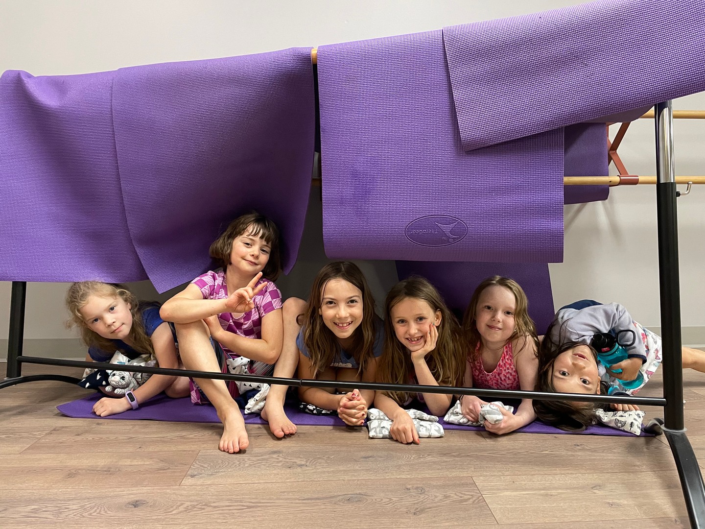 🍂Fall Yoga Sessions 🍂 are now OPEN for REGISTRATION!!!!
🍎As the back-to-school season approaches, it's the perfect time for your children to reconnect with themselves through yoga and mindfulness.
At Rise and Shine Kids Yoga, our programs are designed to ease the transition from summer fun to the structured school year. Through engaging storytelling and creative movement, we help kids develop body awareness and self-love, ensuring they are not only physically active but also mentally prepared for the days ahead. With our guidance, your child will learn to manage stress and build confidence, making this school year their best yet!
Join us in fostering a love for yoga that will support their growth and well-being throughout the year.
#kidsyoga #mindfulkids #mindfulart #winnipegkids #selfregulation #communityforkids #growthmindset