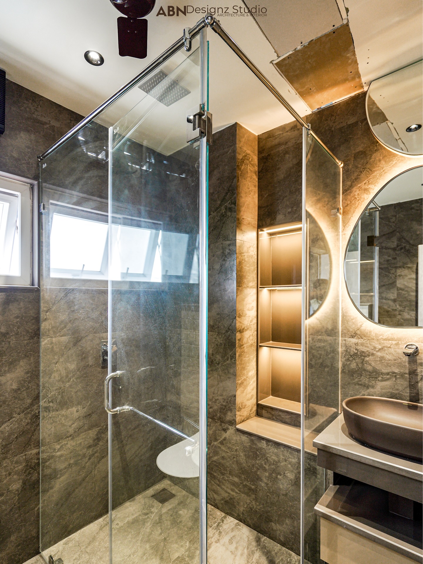 ✨ Modern Luxury, Redefined ✨
ABN Designz Studio brings sophistication into everyday living with this meticulously designed bathroom space. The blend of sleek marble finishes, warm lighting, and a minimalist color palette creates a sanctuary of calm and elegance.
From the floating sanitary fixtures that maximize floor space, to the glass-enclosed shower with premium fittings, every detail is tailored for both aesthetic appeal and functionality. The subtle addition of natural elements and smart storage solutions ensures that style meets practicality seamlessly.
This is more than just a bathroom — it’s an experience of luxury, comfort, and timeless design. 🌿🛁✨
#ABNDesignzStudio #InteriorDesign #LuxuryInteriors #BathroomDesign #ModernLiving #SophisticatedSpaces #FunctionalDesign #LuxuryLifestyle #kolkataphotography #kolkata #ballygunge