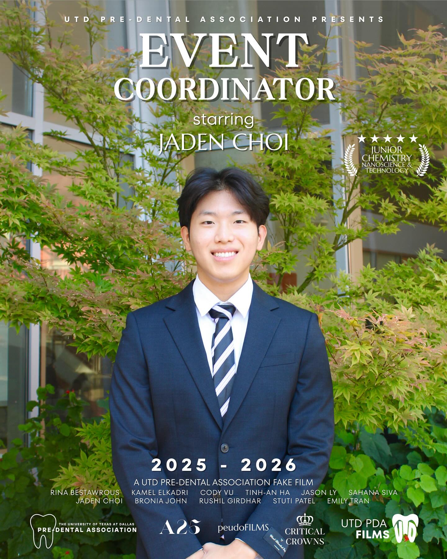 Introducing Jaden Choi, a Junior Chemistry major and Nanoscience and Technology minor stepping into the spotlight as Event Coordinator of the UTD Pre Dental Association!
Let’s get to know a little more about him and see what he does behind the scenes 🎬✨
Q) What are your officer responsibilities?
I help coordinate and manage events such as FMSC, HART Health Initiative, and TMOM!
Q) Fun fact:
I am from Istanbul, Türkiye!
Q) If there was a movie about you, what would the title be?
Cloudy With a Chance of Kimchi
With his passion for service, he will organize these volunteer opportunities that allow members to make a meaningful impact in the community. Stay tuned for the next officer poster as the rest of the team step into the spotlight 🤩