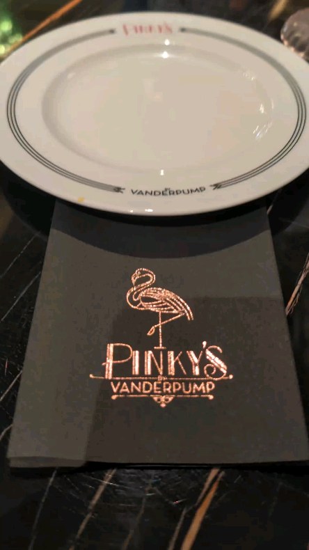 Dinner at Pinky’s by Vanderpump = a full-on experience. ✨
🍸 Cocktails: Jailbird, Glass is Always Greener, Flamingo Pink
🍴 Shareable bites: goat cheese balls, deviled egg gardens, truffle mac, lobster rolls + more
🌸 The real star? The ambiance and the presentation.
⭐️⭐️⭐️⭐️⭐️ from us. Would you try it?
📍 Pinky’s by Vanderpump, Las Vegas
Link in bio for more dining + travel inspo ✈️
#travelreels #travelvlog #vegasfood #vanderpumpvegas #flamingovegas