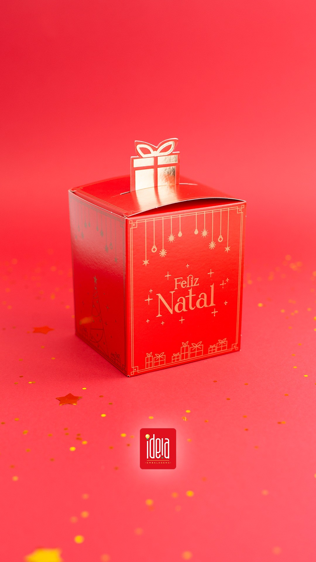 Esse brilho é realmente especial! ✨🤌
A Coleção Natal Luz entrega sofisticação e beleza para o seu produto! O vermelho e dourado é uma combinação natalina que sempre vai ser especial para o seu Natal!
Comente "eu quero" para receber o nosso contato no seu direct! ❤️💡
