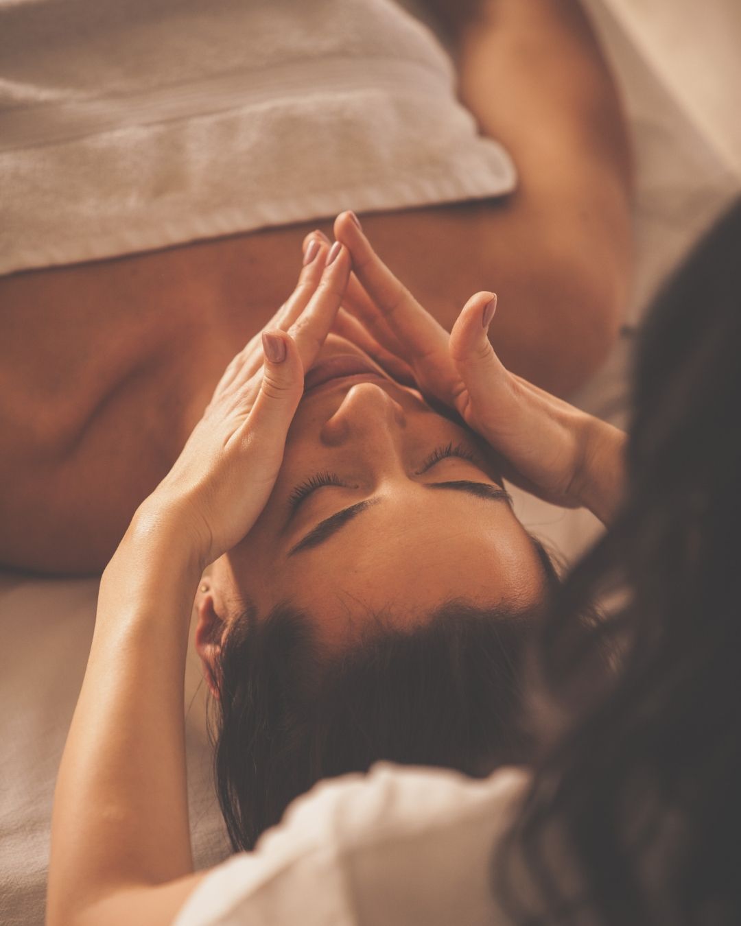 ✨ We’re hiring massage therapists at Asheville Massage & Bodywork!
We’ve recently moved into our beautiful new space — a historic building with a modern spa feel — and now we’re expanding our team. We have both part-time and full-time positions available, with weekday and weekend shifts open.
This is an amazing opportunity to grow with us in a thriving spa environment that offers competitive pay, onboarding bonuses, flexible scheduling, and longevity pay to support your career.
📩 Send your resume and cover letter to management@mowamb.com ✨