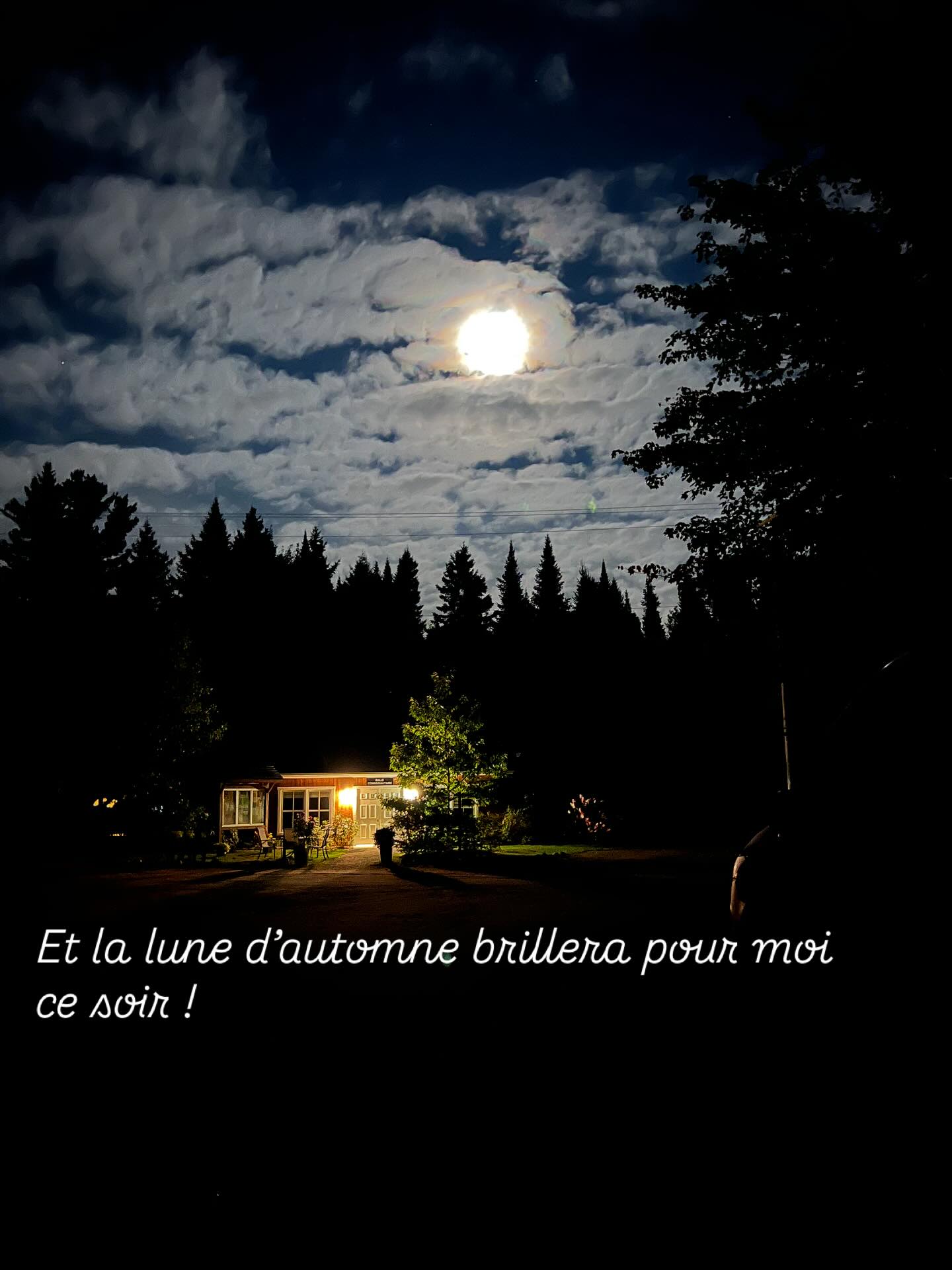 Paysage féerique en cette nuit fraîche