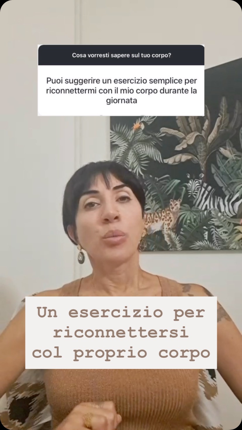 Se il tuo corpo ti parla, tu rispondigli.
Come? attraverso il respiro, la postura, le tensione e le distensioni.
Questo esercizio ti aiuta ad ascoltare quei segnali e a rispondere con un linguaggio diverso: un movimento consapevole.
Il risultato? Più energia, chiarezza e connessione profonda con te stesso. 🌿✨
Nei prossimi video esploreremo altre domande su come costruire un dialogo autentico tra corpo e mente.
E tu come ti rapporti con il tuo corpo?
#benesserementale #corpoemente #rinascita #consapevolezza #equilibrioenergetico