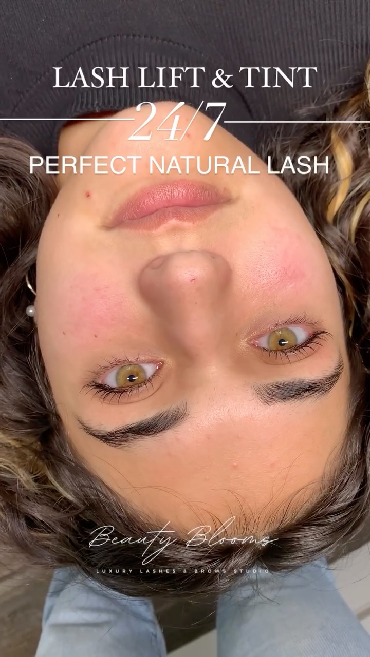 No need for extension, No mascara, just the magic of a Lash Lift & Tint that lasts typically 6-8 weeks 🥰
#lashliftandtint #lashlife