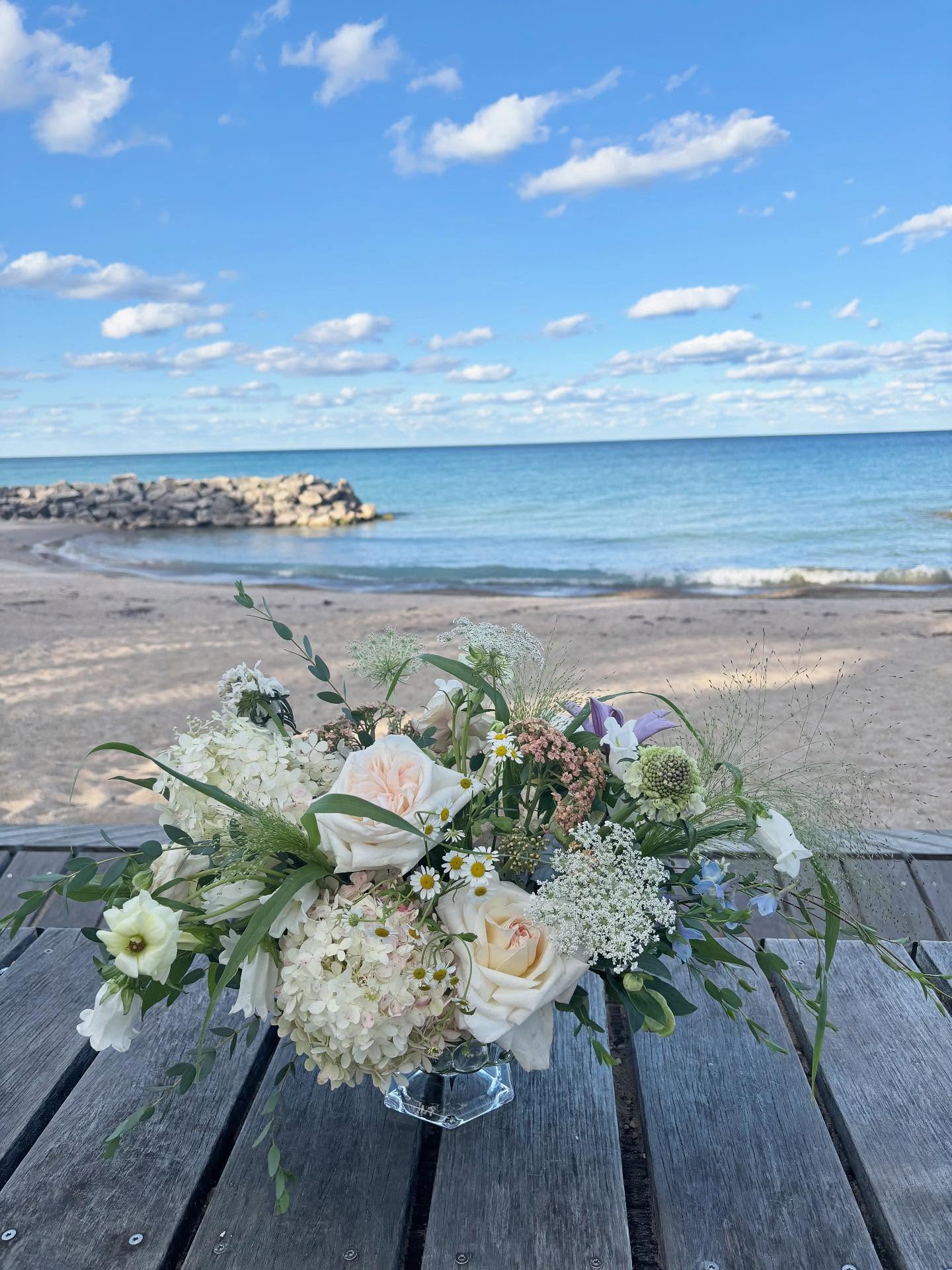 What a view.
.
.
.
.
.
.
.
#rosewoodbeach #highlandpark #lakemichigan #lakeviews #beach #beachparty #batmitzvah #floraldesign #chicagoflorist #northshore