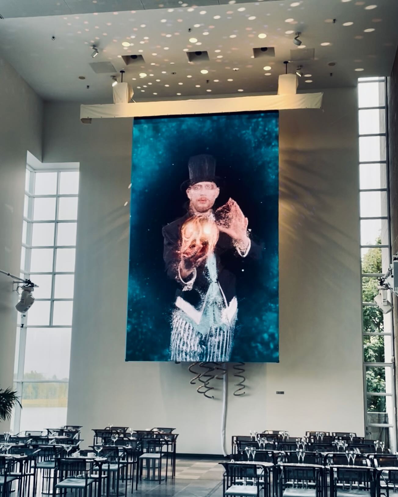 Welcome to the CircOpera 2.0 ✨ @oopperabaletti #virtual #magic #circopera