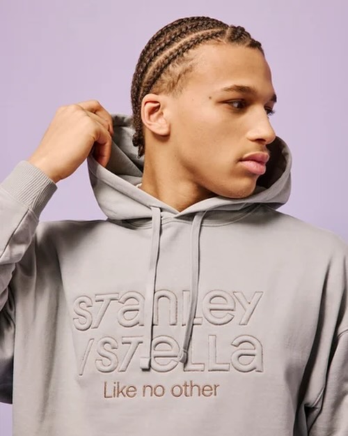 Love this new colour, very neutral, think the tonal decoration works really well too
.
.
#autumn #winter #stanleystella #wearstanleystella #clothing #clothing #printers #decorators #silkscreen #screenprinting #ink #colour #print #embroidery #directtofilm #directtogarment #product #garment #tshirt #hoodies #screenprintinglife #hoodie #retail