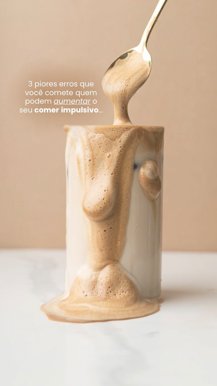 O comer impulsivo pode ter várias origens e influencias, e saber lidar com cada uma delas é essencial para romper esse comportamento.
Esses erros são os que acontecem com mais frequência,mas, existem outros erros que você pode estar cometendo além desses que também pode te prejudicar.
Para um diagnóstico mais específico, digita a palavra “erros” que eu vou te ajudar!