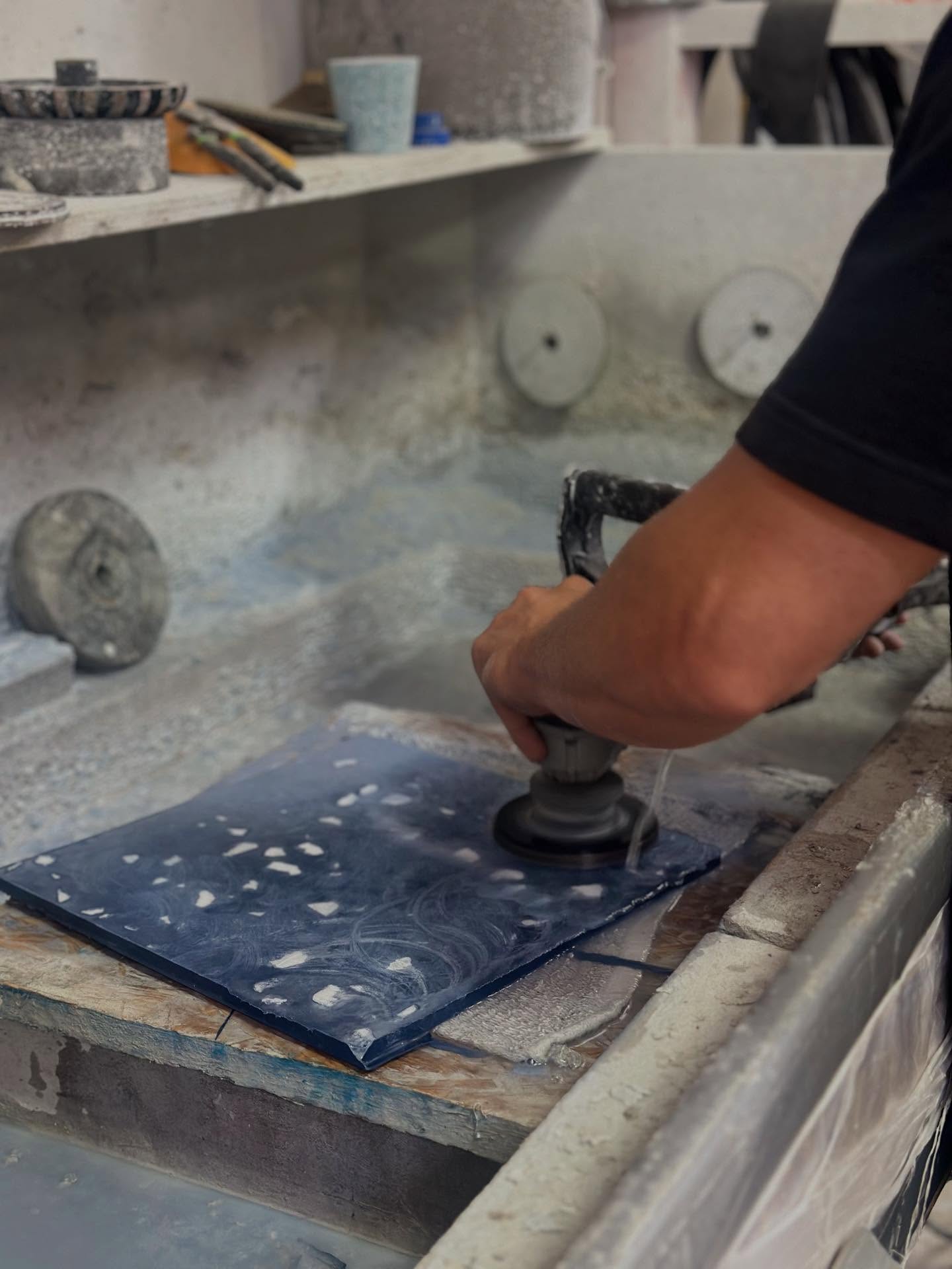 Grinding down some terrazzo samples today 💪
Interested in getting your very own sample for an upcoming project?
Reach out to us!
Link in bio^
#terrazzo #terrazzofloor #terrazzodesign #terrazzocompany #constructioncompany #womenedownedbusiness