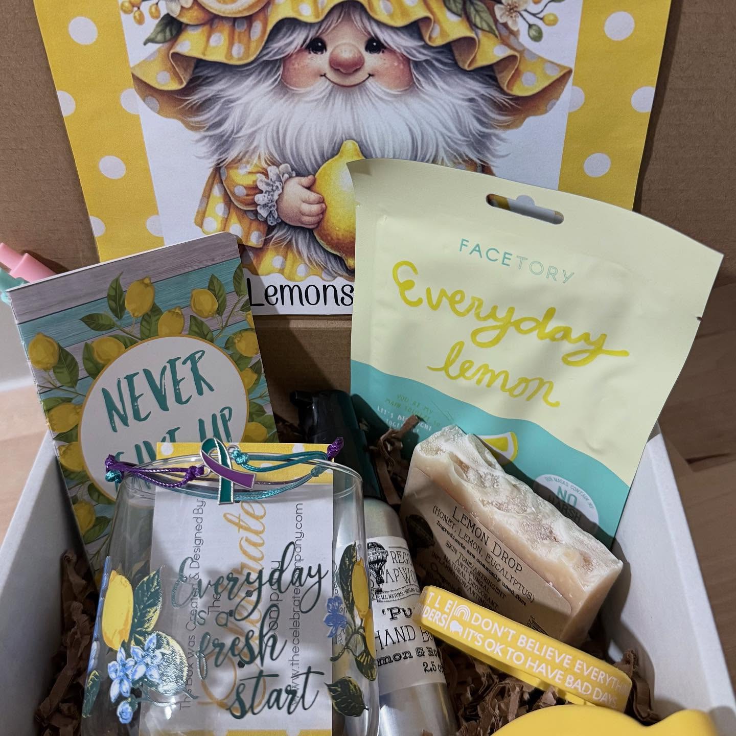 Celebrating World Suicide Prevention Day 🎗️ with Our Big Ol’ Squeeze 🍋 Box!
Change the Narrative, Spread the Word, & Order a 🍋 Box to Support the Cause! 👊
https://www.thecelebratecompany.com/product-page/sending-you-a-big-ol-squeeze-l
(Link in bio)
Box includes a donation to the Kristina Prochaska-Grassl Memorial Scholarship Fund! @viktorijapro
Thank you do our generous small business sponsors: @oregonia_soapworks & @shopnaturalnorthern