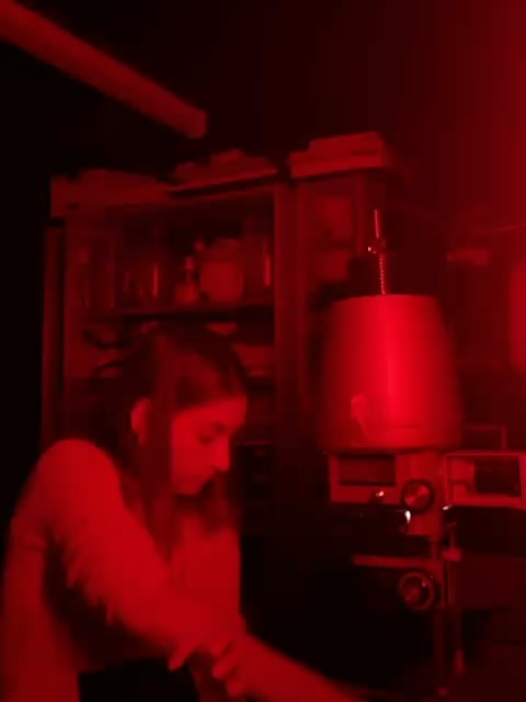 So magical to have Alla using the darkroom yesterday~ we started the day by developing 35mm film together, with a mini negative printing session. Alla then bravely spent the afternoon printing and navigating the ups and downs of analogue printing. Learning all about light & time 📷 @alla_photographer_ukraine a joy having you 🩵