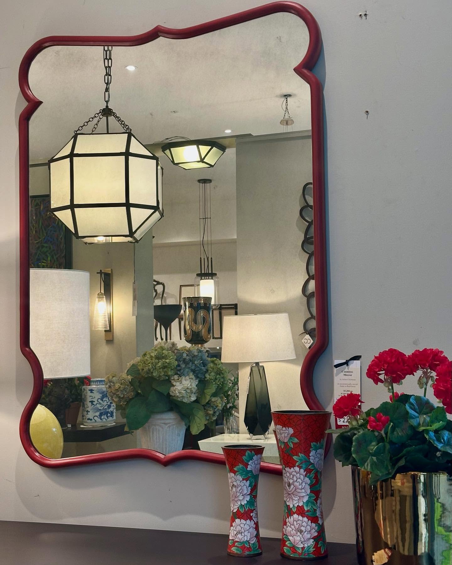 My run on RED ❤️ continues. This incredible mirror & enamelware was spotted @laura.kincadeaustralia yesterday. They are having a massive sale online & instore with floor stock - furniture/ accessories & lighting at 50% off.
Interior Designer & Colour Consultant | North Shore Sydney & Southern Highlands | Kitchen & Bathroom Design | Joinery Design | Interior Decoration