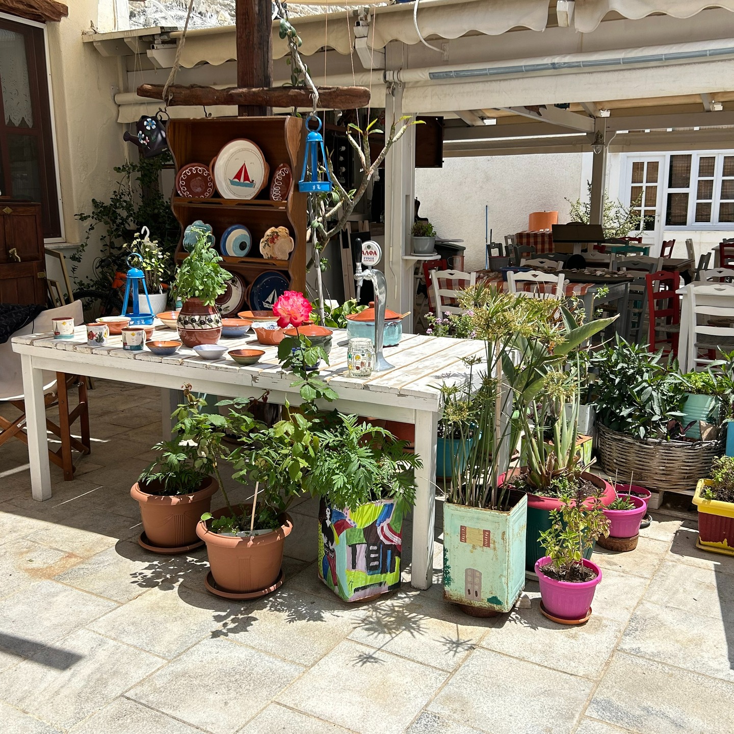From the capital of Ios island