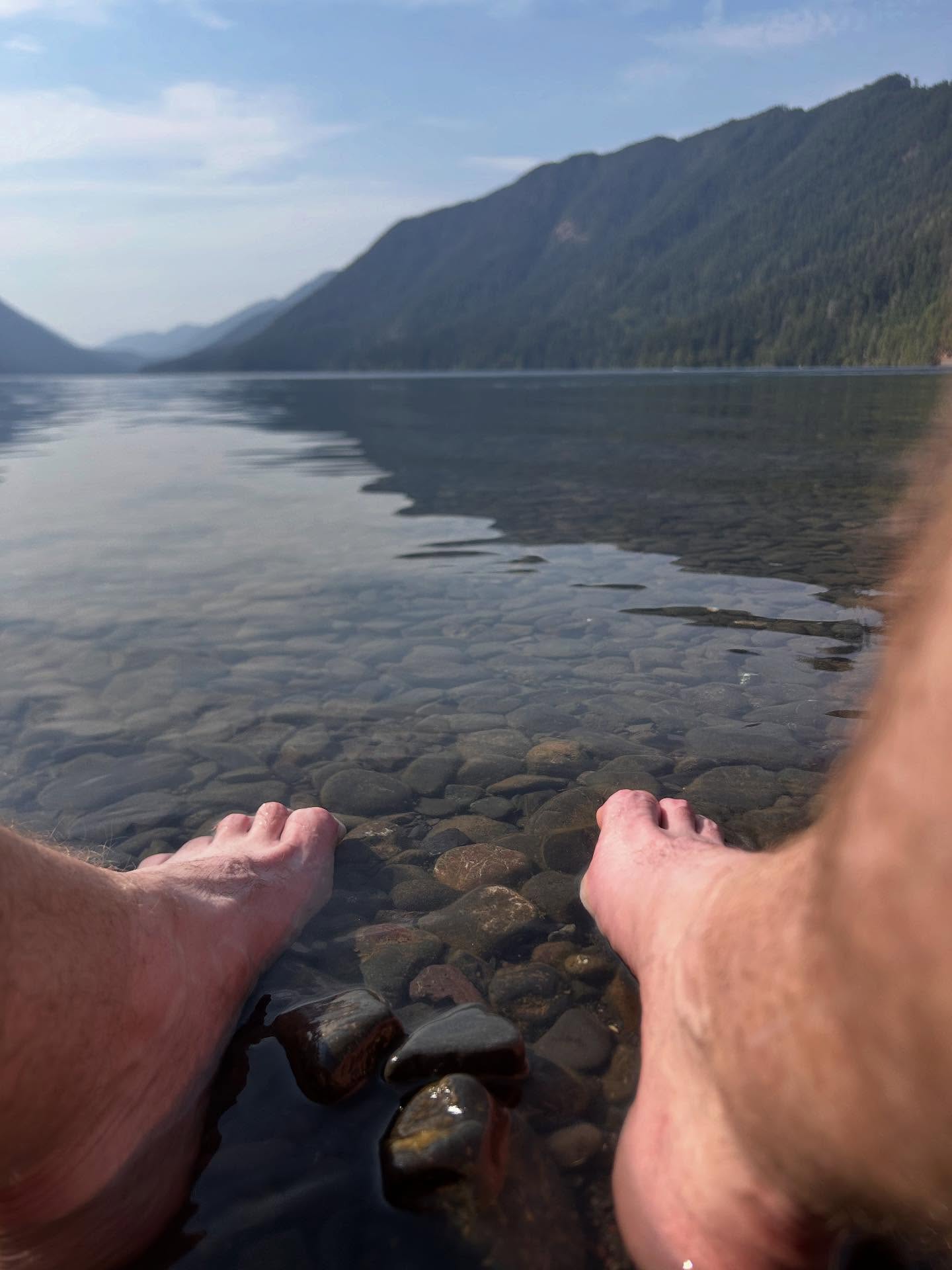 So apparently when you run out here, you can find places like this to give the feet some extra love as a gift for taking you so many places.
#lakecrescent #olympicnationalpark
