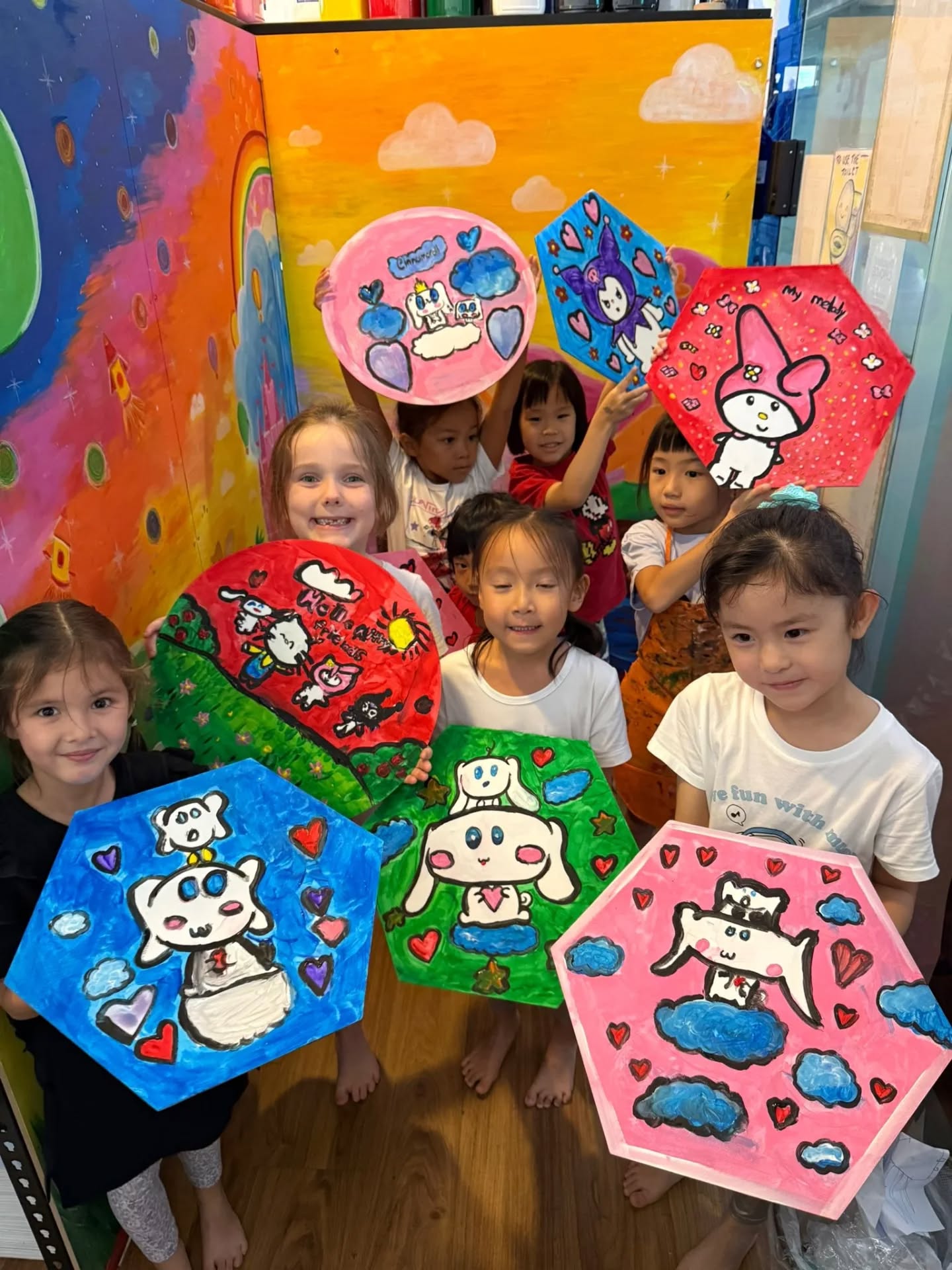 Today's camp went so well!! There are more camps coming up, do dm us to get more information ❤️
#photooftheday #instaphoto #instapicture #throwback #canvaspainting #canvasart #acrylicpaint #instalike #weloveart #artcamps