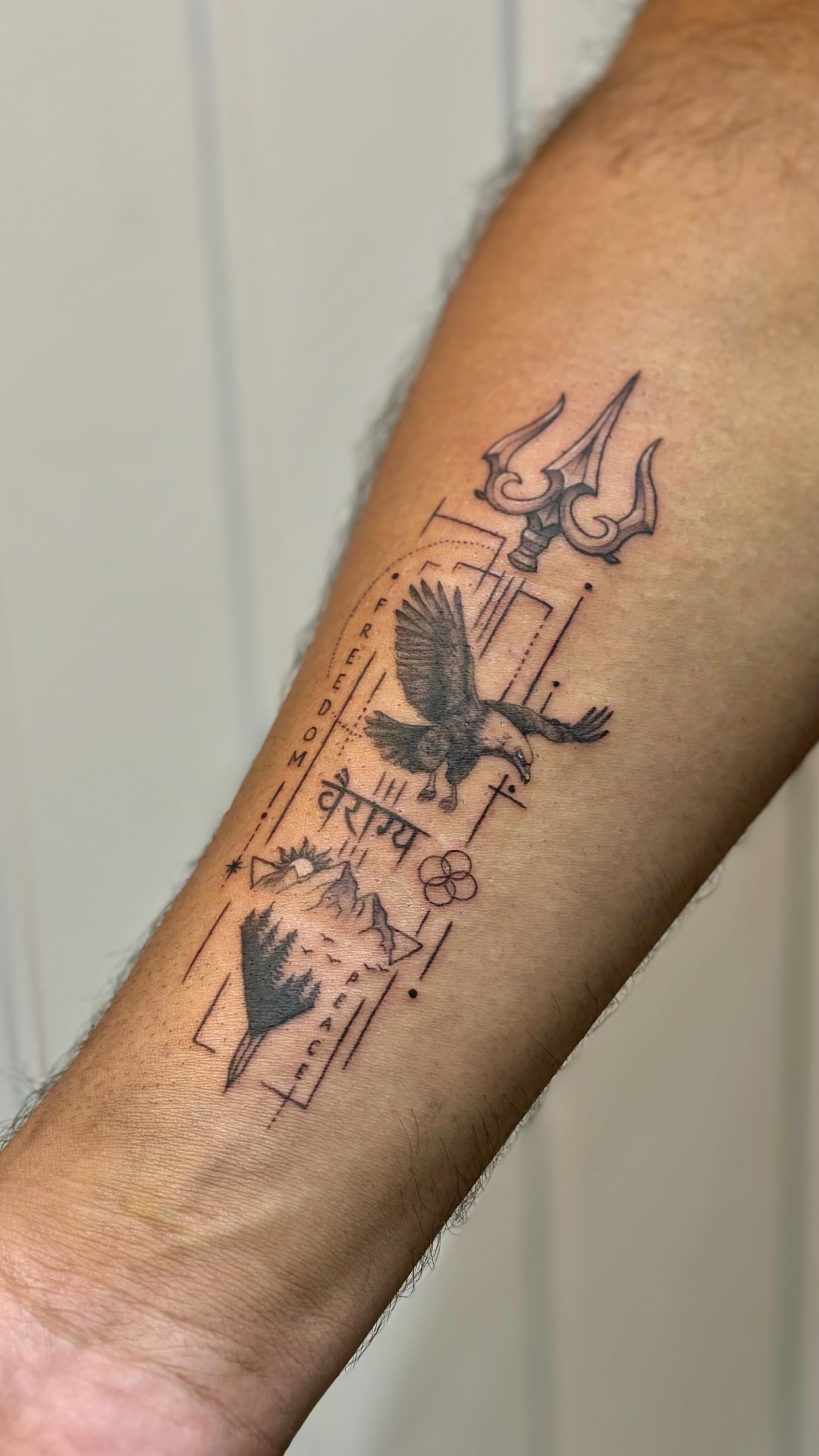 Trishul Geometric tattoo 🔱
Here’s what our 1st Tattoo Giveaway Winner @yogeshmvdy got done.
We created a custom tattoo design based on his idea and elements and absolutely loved how it turned out.
Every element of the tattoo from Trishul, Vairagya, eagle and mountains gave a deep meaning for Yogesh
From clean lines to crisp details, couldn’t be happier how it turned out ✨
~ La nina Tattoos
Ahmedabad Most trusted Tattoo Studio and Artists.
#tattoo
#laninatattoos
#tattoolifestyle
#ahmedabad
#tattooindia
#tattooartist
#shiva
#shivatattoo
#tattooreels
#religioustattoos
#geometrictattoos
#abstracttattoo