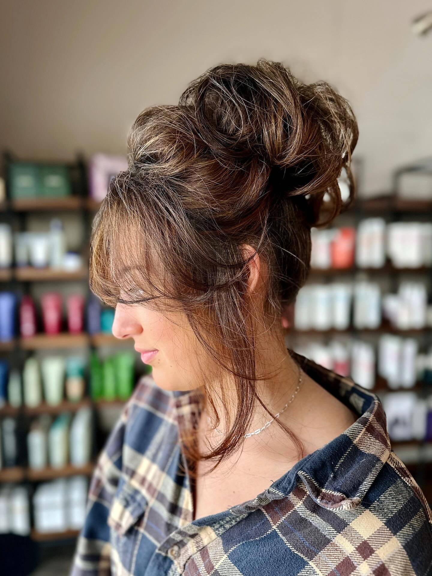 Wedding season is here, and we’re saying ‘I do’ to gorgeous hair ✨🤍
•
•
•
Stylists- Sammie Jo & Julie