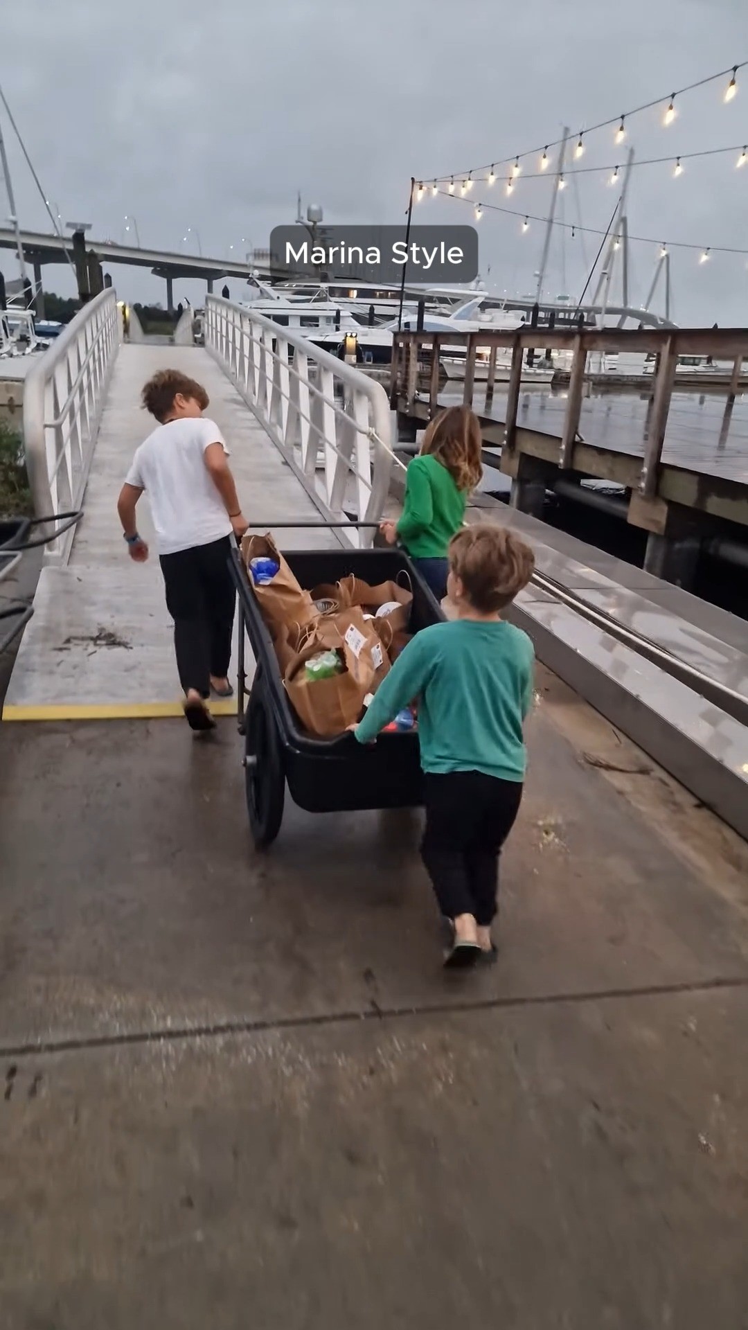 Getting groceries to a boat is a bit more complex than getting them to a house. You have to figure out how to get the bags from land to water.
Marina style makes it easier: grab the trolley provided by the marina and roll it straight to the boat.
Dinghy style is trickier: load a supermarket cart, transfer everything into the dinghy, and then finally onto the boat. More failure points, less room for mistakes.
Either way, itās always an adventure.
.
#BoatLife #FreshProduce #SailingFamily #FollowThe5un #LifeAtSea #CruisingFamily #NomadicFamily #DigitalNomadLife #TravelWithKids #FamilyAdventures #LiveYourDream