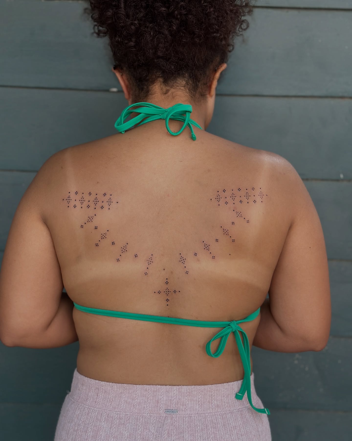 Ornamental back tattoo πβ¨πͺ» Books now open for September & October π«Άπ» DM Or head to the bio to submit a booking request. Booking @silverdoor___ now β¨Iβd love to do more large scale back pieces π
.
.
.
.
#ornamentaltattoos #ornamentaltattoo #austintattoo #austintattooartist #atxtattoo #atxtattooartist