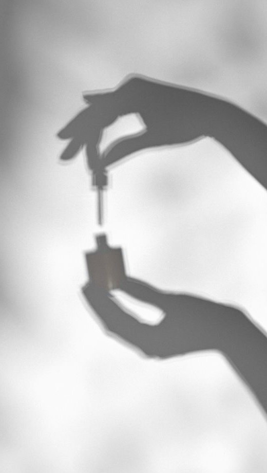 ¿Has notado que, aunque uses buenos productos, tus manchas siguen ahí, tus poros se ven abiertos y tu piel se ve sin vida?
Eso pasa porque, a veces, la rutina de skincare no es suficiente.
✨ Con las microagujas estimulamos colágeno, mejoramos la textura, reducimos manchas y devolvemos luminosidad a tu piel
#microagujas #microneedling #luminosidad #pielsaludable #pielmedellin #limpiezafacialmedellin #manchassolares #porosdilatados #cuidadodelapiel #rejuvenecimiento #prevencionenestetica #medicinaesteticamedellin #medicinaestetica #skinon #medicinaestetica