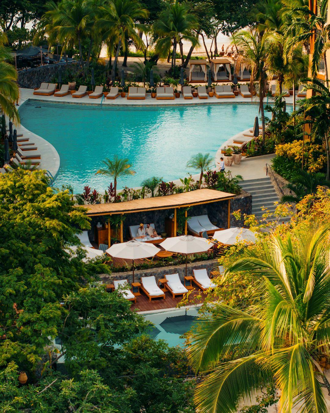 Did you know that the best time to travel to Costa Rica's warm, jungle-kissed beaches is during our winter?
And where better to escape the cold than at the Four Seasons Resort Peninsula Papagayo!
@fscostarica is where "pura vida" and luxury meet with stunning ocean views, two private beaches, championship golf courses, and gourmet dining experiences.
You'll find endless possibilities for excitement at your fingertips. Want to soar through the lush jungle on a zipline? Check! How about reeling in a massive catch on a fishing trip? We've got you covered! Fancy a wild river rafting experience? Say no more!
From securing the best rooms and VIP Benefits to arranging unique experiences, we'll handle the details so you can fully immerse yourself in the natural beauty of your surroundings.
Reach out to start planning your adventure-filled escape to Costa Rica this winter.
.
.
.
.
#alpenglowtravel #costarica #fourseasons #peninsulapapagayo #luxurytravel #traveladvisor #adventuretravel #puravida