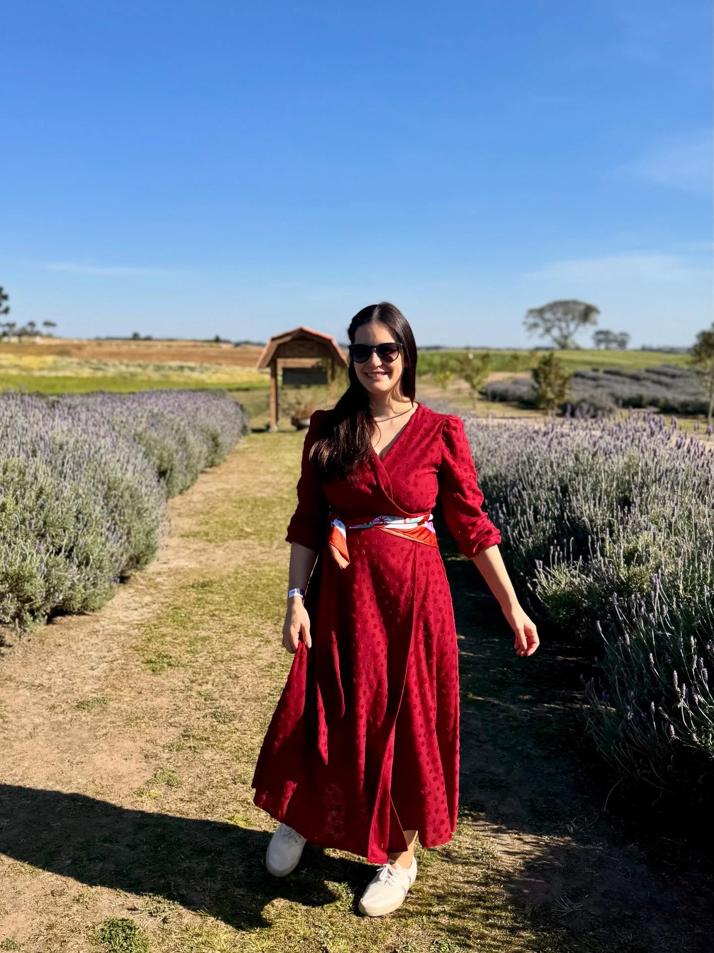 Depois de quase dois meses de noites curtas e dias cheios, passar um pouquinho de tempo só nós dois, longe da correria com cinco crianças, foi um respiro merecido. E a Estelinha? Foi a vela mais fofa e tranquila. 🕯️💕