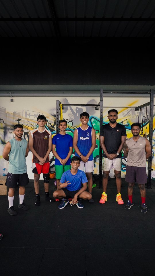 The gym isn't just a place to get fit,
It's a place to silence the noise in your head.
Harox Fitness Box
📍Fourth Floor, Indraprastha Complex, 17 Urmi Society, Near Urmi Cross Road, Alkapuri, Vadodara.
Coaches: @tinshupv_49 @thomaspeter4563
Contact: +91 83203 29571 | +91 97124 80658
Try out our free session for a week.
#haroxfitnessbox
#haroxrunningcrew
#haroxtrainingclub
#itsmorethanagym
#fitness #fitnesscoach #crossfit
#crossfitcommunity #runlife #renaissance #instagram #run #physique #vadodara #gujarat
Would you like to be part of our Harox Box/Crew?
