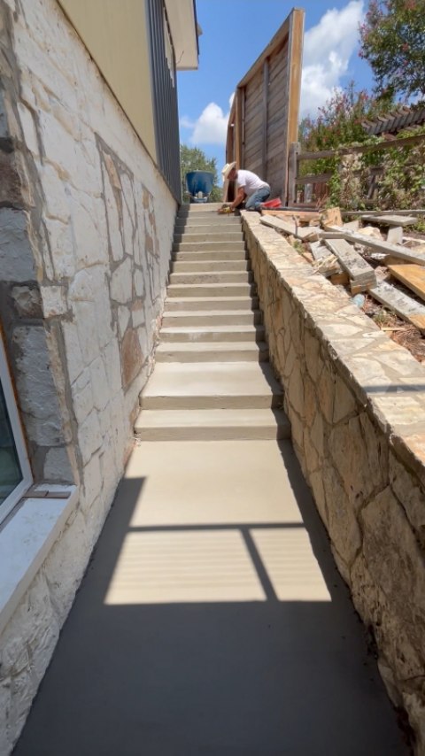 I am passionate about many things, and concrete work is definitely one of them!
#concrete#concretepouring#concretepour#concreteslab#concretestairs#concretesteps#concreteworks#stairs#steps#platform#custombuild#handmade#custom#buildtolast#precision#custommade#builditright#customlifeproduction#luxuryhomesaustin#austinluxuryliving#customhomebuilderaustin#europeancraftsmanship#luxuryconstruction#highendhomes#atxluxurybuilders#exclusivehomes#luxurylivingtexas#bespokehomes#fyp#fy