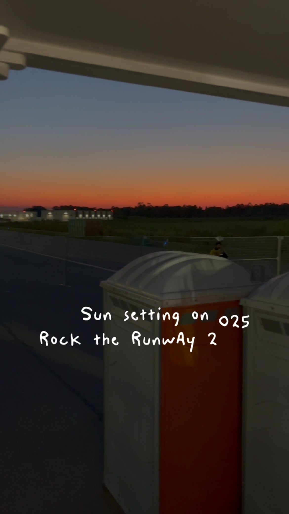 That’s a wrap @rocktherunwayldn great performances this weekend by @mylessmithuk @noahkahanmusic @marshmello and many more! You wouldn’t even know you were on a runway at London international airport. Congrats to @jones.entertainment and team on the first, Rock The Runway!