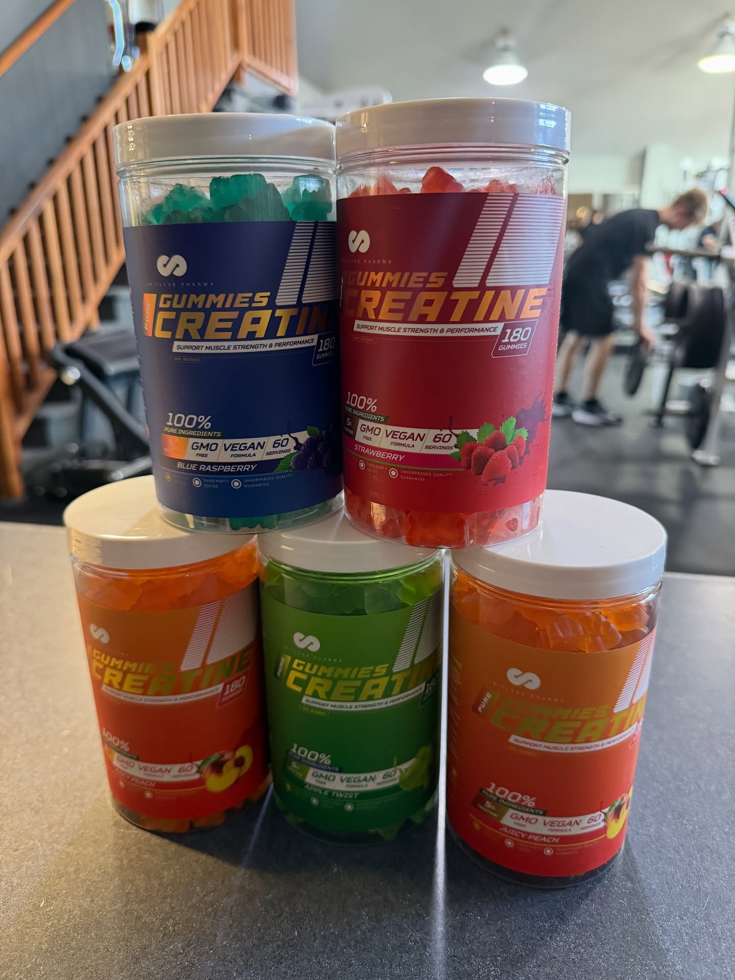 🚨 Nouveauté 🚨
Rehaussez votre parcours de fitness avec les révolutionnaires julubes à la créatine de la compagnie Limitless Pharma. Une manière délicieuse d’améliorer vos performances sportives. Ces delices a mâcher exploitent la puissance de la Créatine Monohydrate pure, reconnue pos renforcer la force musculaire et lendurance.
Nos jujubes offrent une explosion de saveurs délicieuses, rendant la supplémentation agréable. Oubliez la mesure et le mélange, prenez vos jujubes et c’est parti.
Conçues pour une absorption rapide, elles conviennent parfaitement aux athletes, aux passionnés de fitness et à ceux qui sont toujours en mouvement.
Disponible en 4 saveurs :
Framboise bleu
Fraise 🍓
Pêche 🍑
Pomme 🍏
39,99$