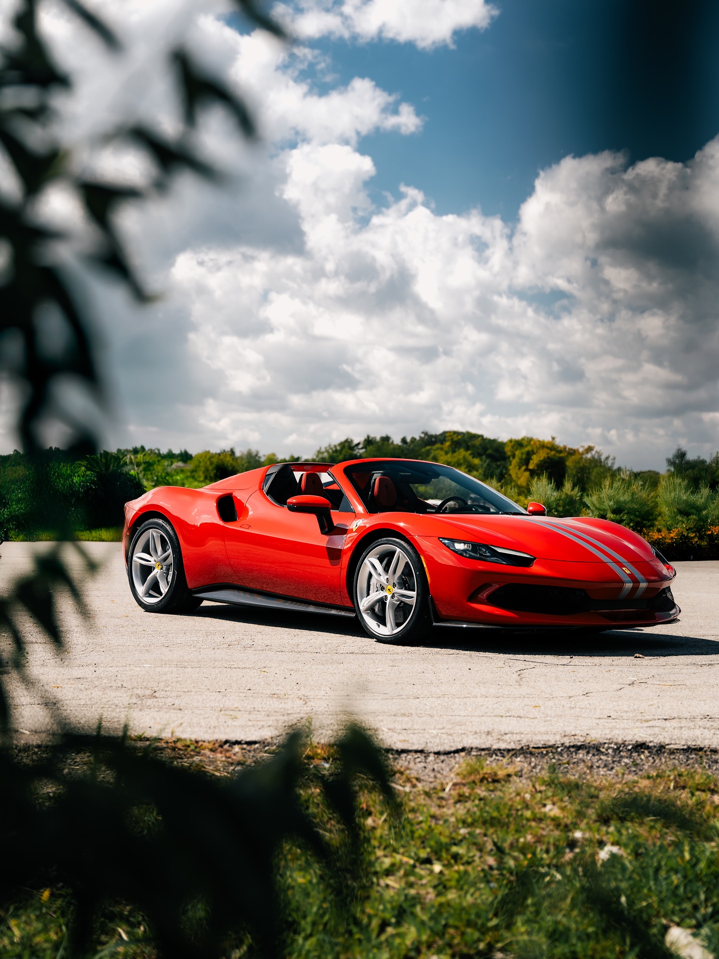 The Ferrari 296 GTS 🇮🇹
—
This 296 has just received Full Body PPF, covering every inch of this beautiful Rosso Corsa paint! Protect your ride @DRVNAutoworks today!