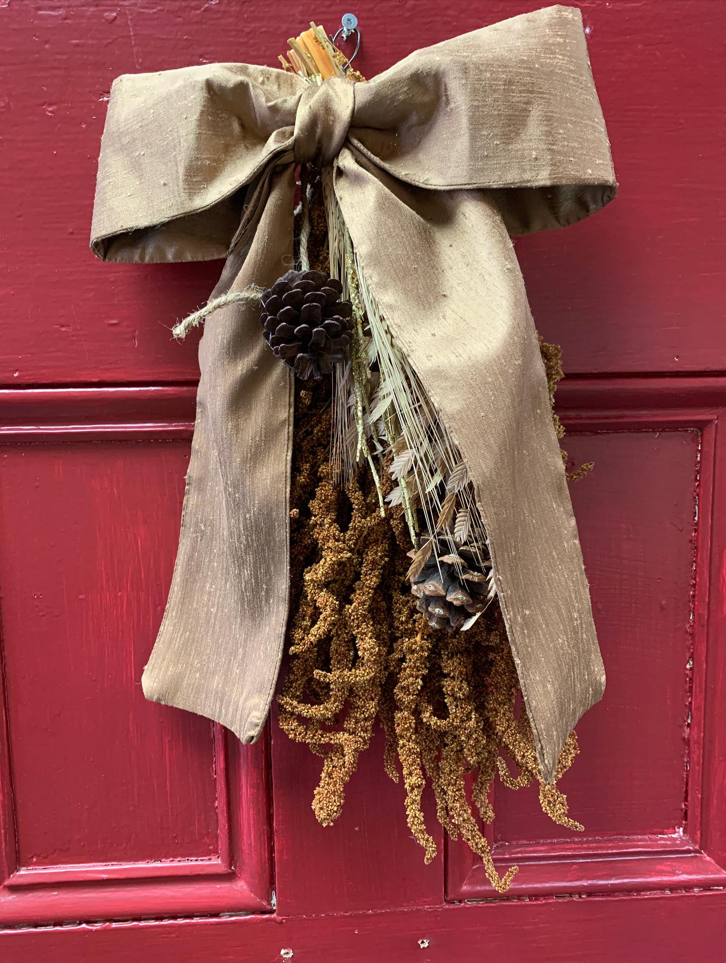 Are you ready for fall?
Here at The Garden, we are hand building fall decor decadence! Beautiful satin + amaranth autumn swags and simply gorgeous preserved baby’s breath wreath handmade just for you! These are handcrafted bespoke pieces and their availability is limited. Grown-right-here blooms hand dried and handmade into fabulous and unique decor items. Beginning at only $40.
Pre-order yours for pickup at the farm stand (Harrington), The Flower Shop and More (St. Mary’s) or for home delivery.
Http://www.thegardeninharrington.com
#thegardeninharrington #harringtonontario #tavistockontario #tavistockontarioflowers #harringtonontarioflowers #embroontario #embroontarioflowers #embroontarioflowerdelivery #tavistockontarioflowerdelivery #thamesfordontario #lakesideontario #stmarysontario #stmarysontarioflowers #stmarysontarioflowerdelivery #woodstockontario #woodstockontarioflowers #woodstockontarioflowerdelivery #hicksonontario #flowerfarm #canadianflowerfarmer #ontarioflowerfarm #ontarioflowerfarmer #oxfordcounty #perthcounty #stratfordontario #stratfordontarioflowers #stratfordontarioflowerdelivery #freshflowers #haveyouseenaflowerfarmyet