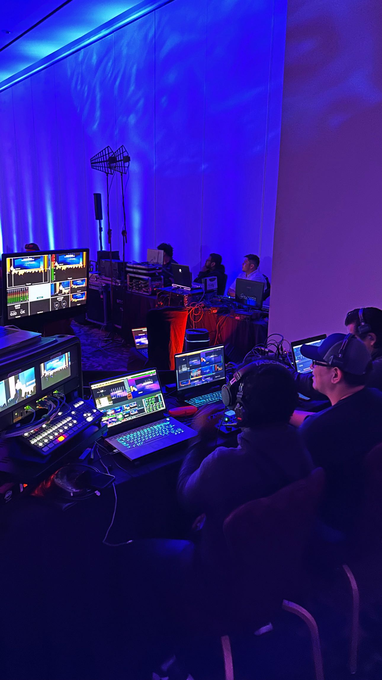 ✨ El secreto del éxito es hacer lo que nos gusta… y nosotros lo vivimos en cada transmisión 🎥💻
#LiveStreaming #PasiónEnAcción #éxitoenvivo