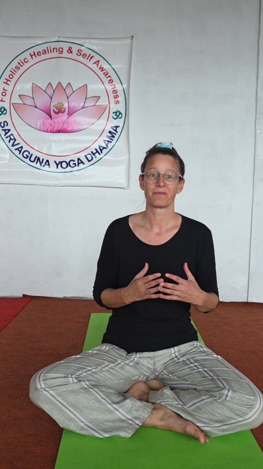 Challenging Yin Yoga und erheiternde Meditationen 🧘♀️🙏 Herzliche Grüsse aus Indien 😍