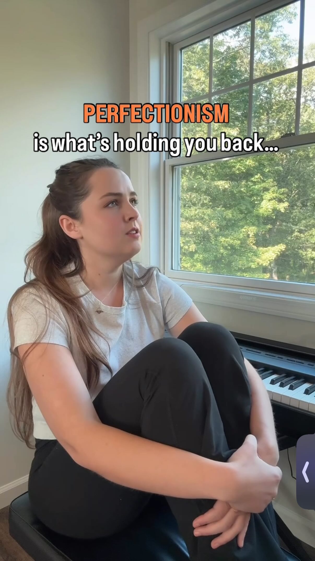 I get it, your inner perfectionist HATES feeling vulnerable and not “good enough”…
But the SECOND we stop trying so hard and actually honor EVERY moment with intention, our voices and selves start to really flourish 🌸
 
As people and as singers, it’s crucial we reach a point where we can:
❤️ feel comfortable in the uncomfortable
❤️ have balance & sustainability 
❤️ honor the WHOLE journey
The way to do this is through THE NERVOUS SYSTEM🧠
My holistic approach helps singers do this with a MIND, BODY, SPIRIT approach. 
It works for all levels of singers, as long as you want to unlock your voice and YOU. 
If you want to hear more,
🙌🏻DM or comment “FREE” and I’ll send you my free training 🥰
Wish I had this like 15 years ago 😂😂😂
Xo,
Emily💕