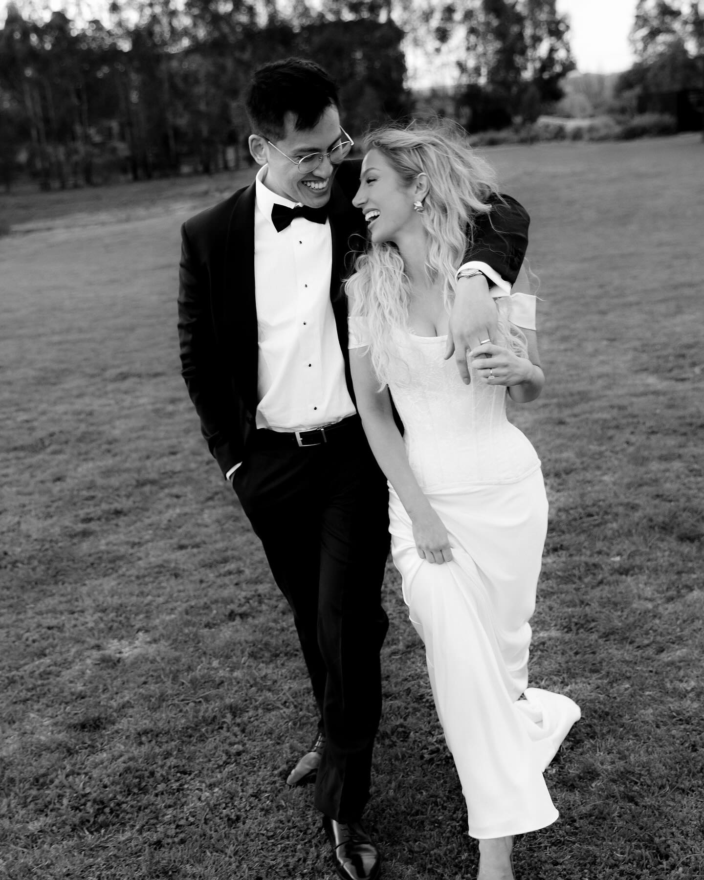 Their love is infectious, captivating and all consuming.
They made our jaws drop and left us CRAVING MORE.
Mr & Mrs Ariyana… we will take another to go!
@geo.arianna
WEDDING X TEAM
Concept Design, Styling and Coordination: @_bowcreative
Venue: @hubert_estate
Photography: @_alibailey
Videography: @aldinortinez
Content Creator: @unscripted.socials
Floristry: @evolve.floral
Stationery: @studio_nard
Hire: @ontrendeventhire @thehireco @clothandconfettievents @weddingsofdistinction
DJ: @marriedtothegroovedj
Celebrant and MC: @marryme.mads
Cake: @torte_by_mirjana
HMUA: @chloevemua and @irenahyssoli.hairandmakeup
Photobooth: @ghostboothevents
Dress: @claudiasavagefashion
