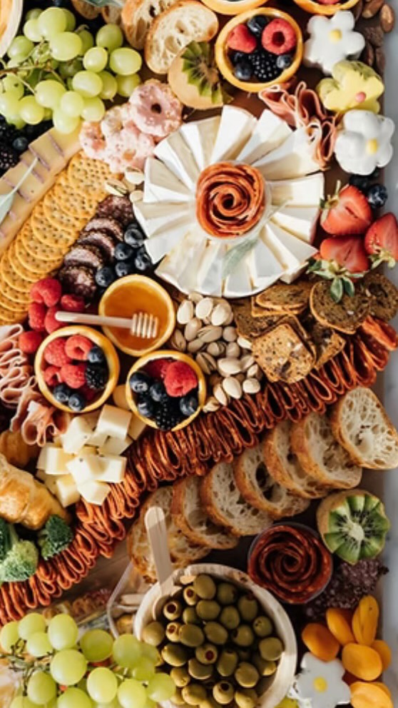 Happy one-year anniversary to us! 🎉 We can’t believe it’s already been a year since we started 🤯 🥳
We are celebrating with a new ChefsMesa website! Order your favorites directly on our site, chefsmesa.com!