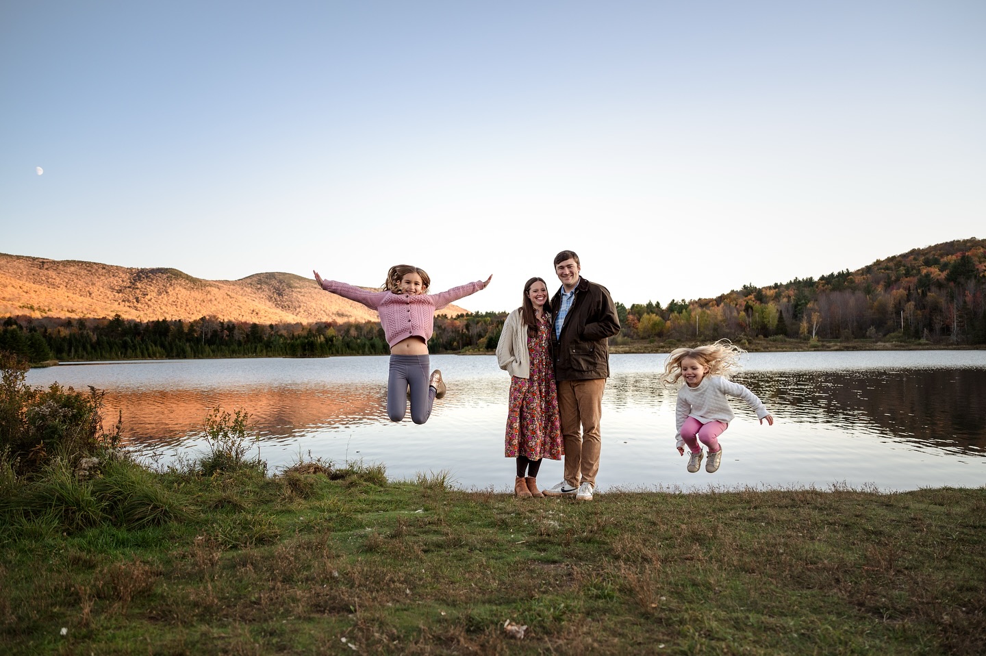 🍁 Happy First Day of Fall! 🍁
I’ve been so busy today, I’m just getting around to writing this post as I finally eat my first BLT of the year.
Oddly enough, I started the fall season by editing a maternity session this moo, and photographing the sweetest newborn this afternoon.
With all this talk about Vermont Fall Family Sessions, I forget to post about my maternity and newborn sessions. I absolutely love them, for all that they represent- the beauty of motherhood.
Anyways, just couldn’t let the day go by without saying goodbye to summer and hello to fall. Hope to see some of you before years’s end!